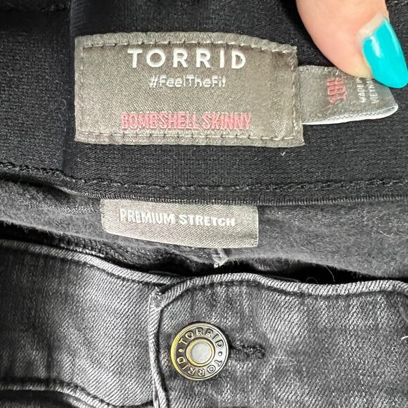 Torrid Bombshell Skinny Washed Black Jeans Premium Stretch High Rise 18R Plus - Picture 4 of 5